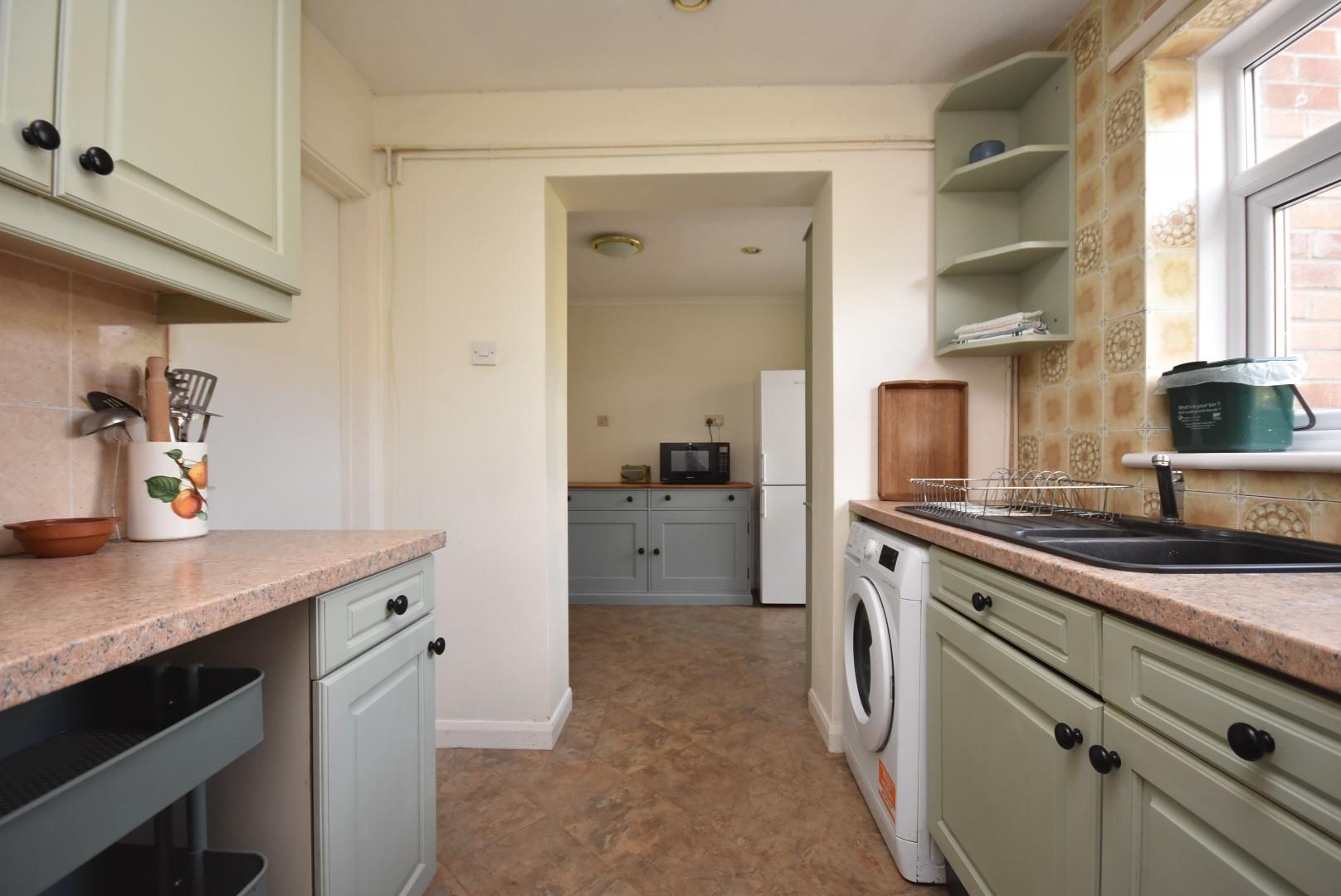 3 Hastings Close, Penarth, CF64 2TH